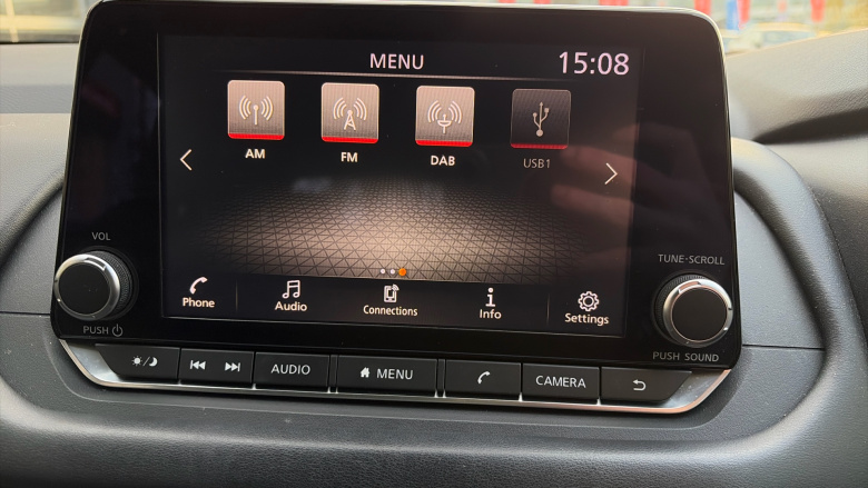 Nissan Qashqai 1.3 DiG-T MH Acenta Premium 5dr Petrol Hatchback